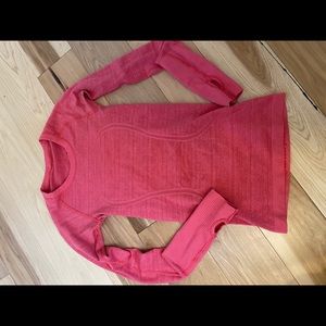 Long sleeve Lululemon top